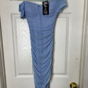 Off the shoulder blue dress midi